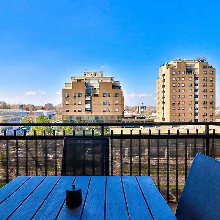 Biri's House דירה *